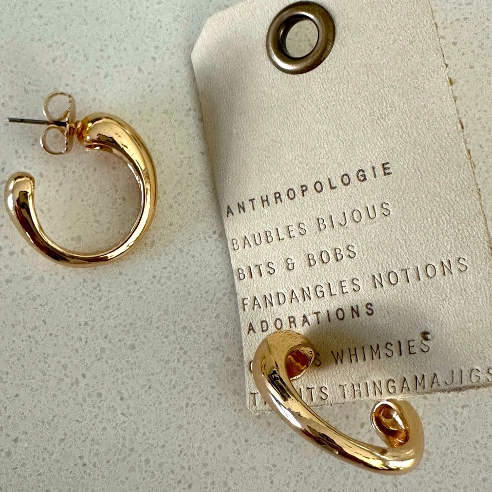 Anthropologie earrings-Golden -so chic on, for any occasion New With Tag